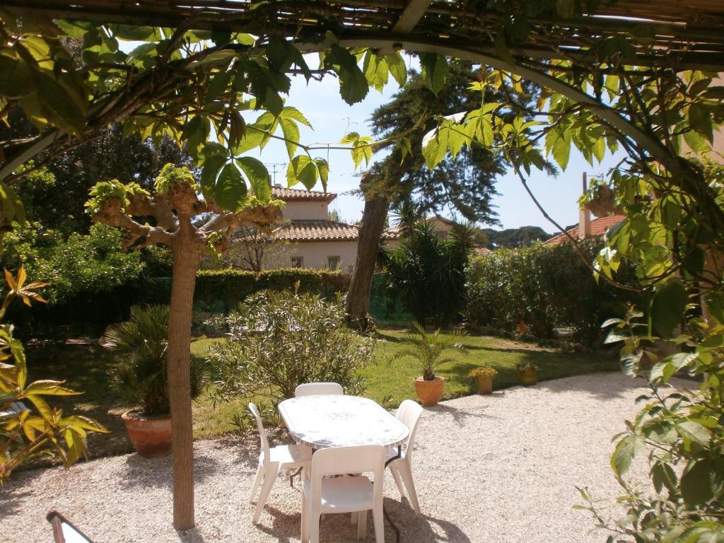 Hotel Du Parc Six-Fours-les-Plages Exterior foto